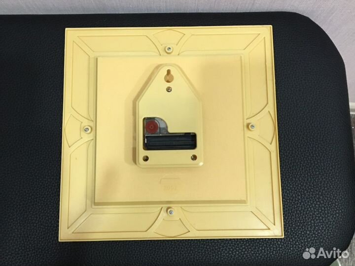 Часы настенные