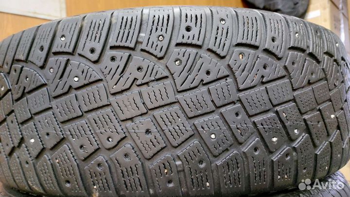 Continental IceContact 2 SUV 235/65 R17 108T