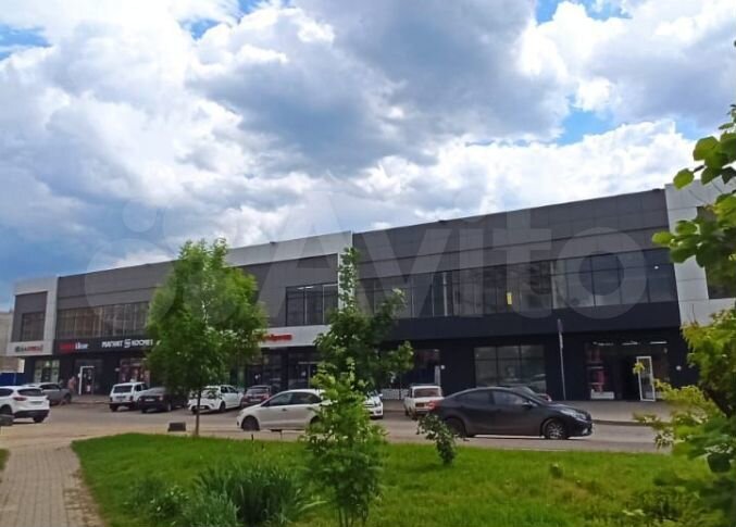 Торговый центр 3060 м²