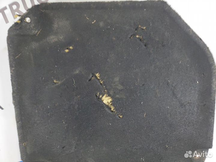 Шумоизоляция двигателя левая