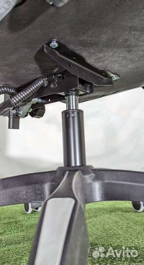 Компьютерное кресло