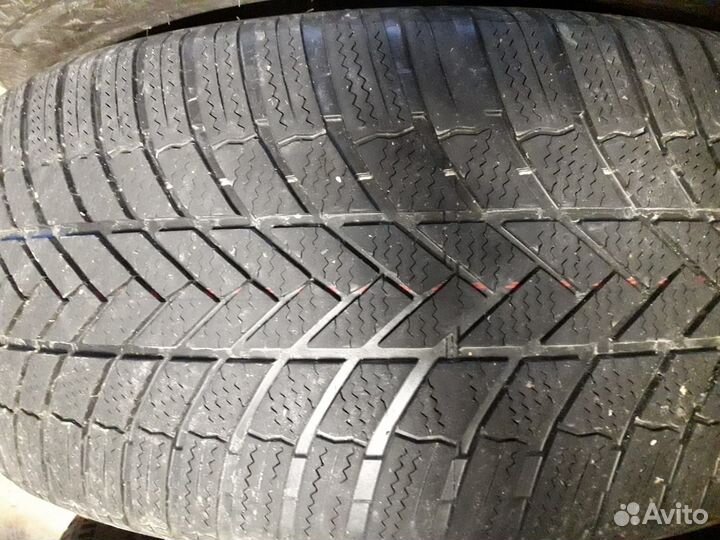 Bridgestone Blizzak LM-005 275/45 R21