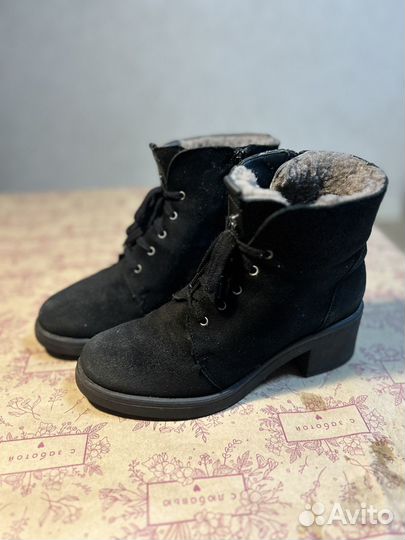 Ботинки женские зимние 37