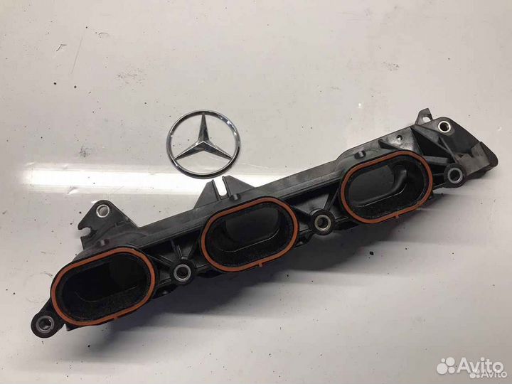 Пускной коллектор правый Мерседес M276