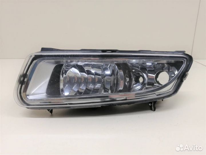 Фара противотуманная левая Volkswagen Polo HB 2009