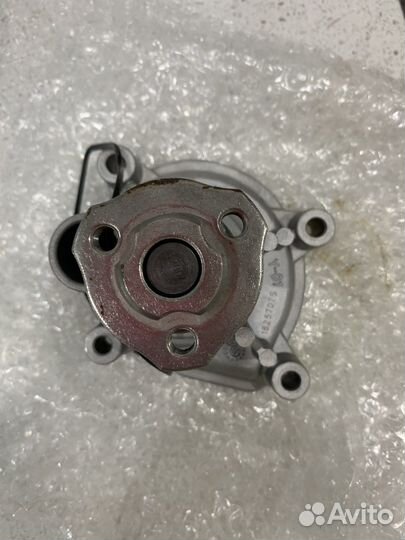 Водяной насос SKF vkpc 81501 audi VW Skoda seat