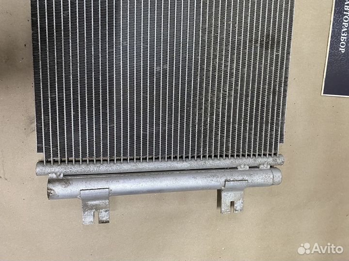 Радиатор кондиционера Nissan almera g15