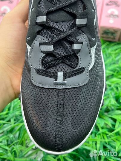 Nike React Element 87