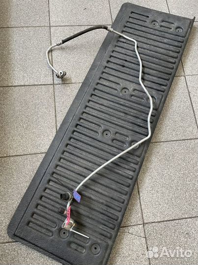 Трубка кондиционера Volkswagen Transporter T5