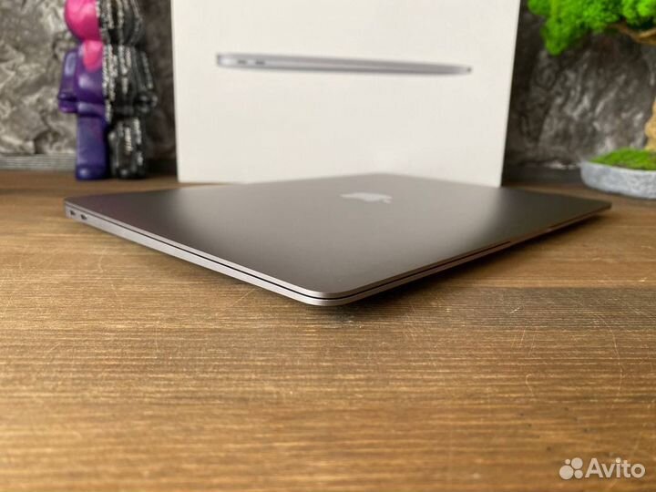 MacBook Air 13 M1 2020 8/512 Ростест