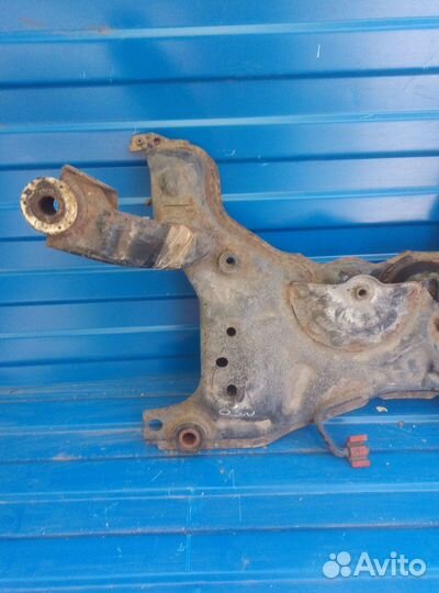 Mazda 3 (BK) I балка поперечная под двс