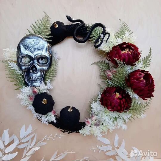 Венок на Хэллоуин