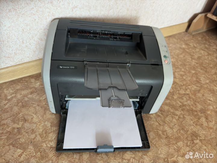 Принтер лазерный HP Lazerjet 1010