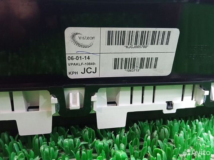 Щиток приборов Nissan Pathfinder