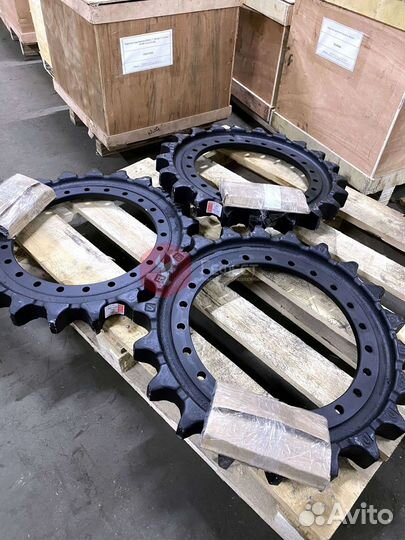 Звездочка Doosan DX260LC K1010542