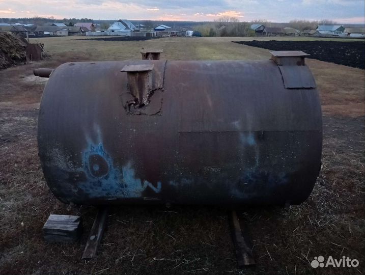 Бак для воды металлический