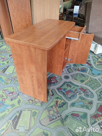 Письменный стол бу