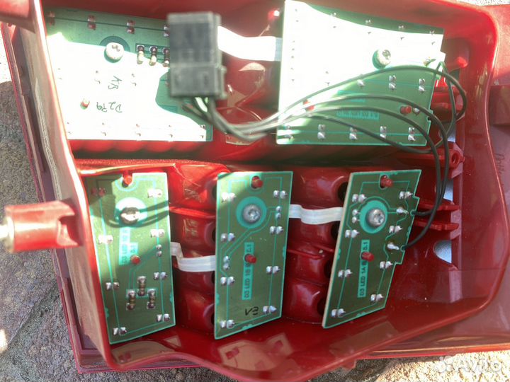 Фара на ауди а8д3