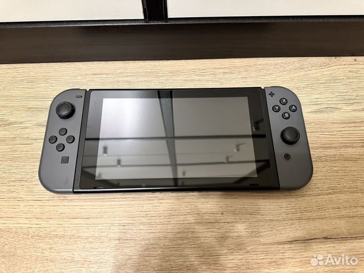 Nintendo switch rev 2 с играми