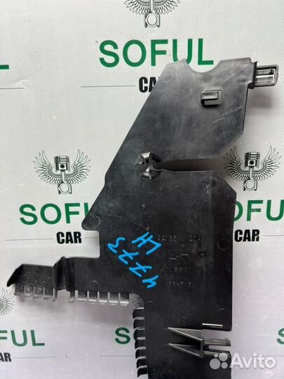 Дефлектор радиатора левый Nissan Teana 2011