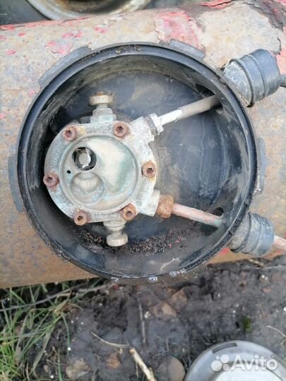 Продам газовый баллон на авто с редуктором