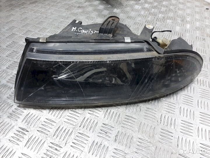 Фара Mitsubishi Carisma (1995-2004)