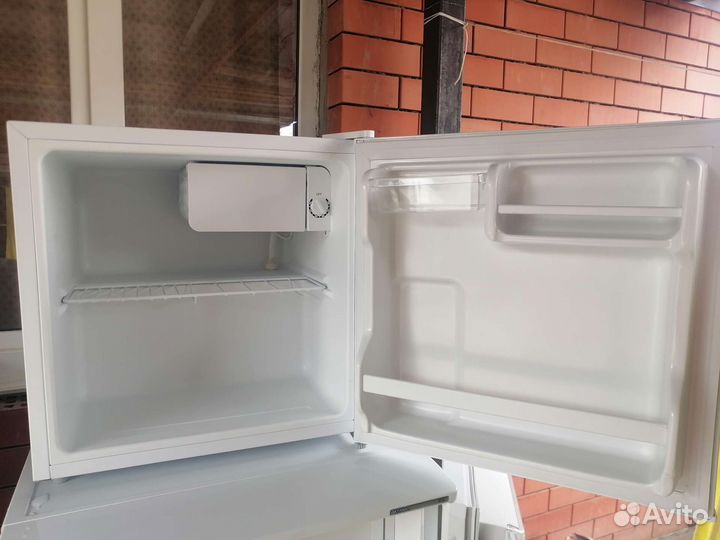 Холодильник маленький Dexp