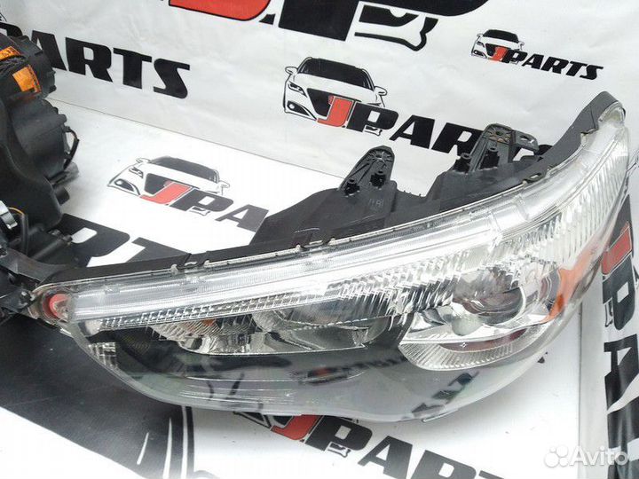 Фары Mitsubishi ASX ксенон