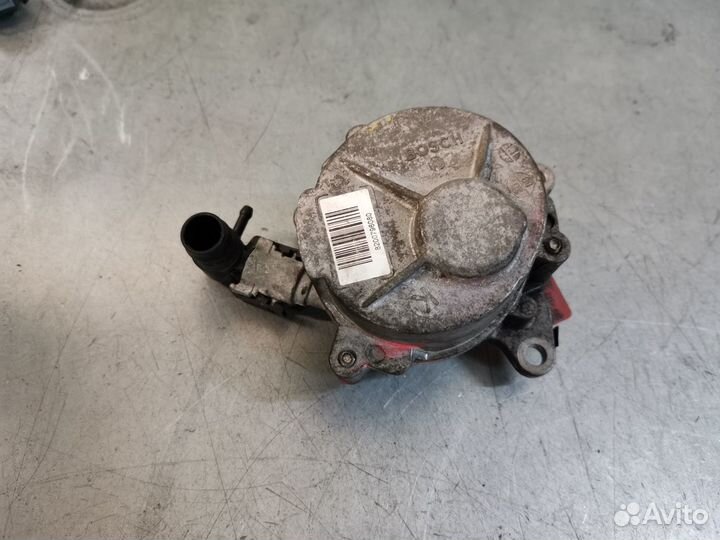 Насос вакуумный bosch 796080A Renault Nissan M9R