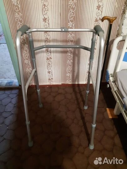 Ходунки для взрослых