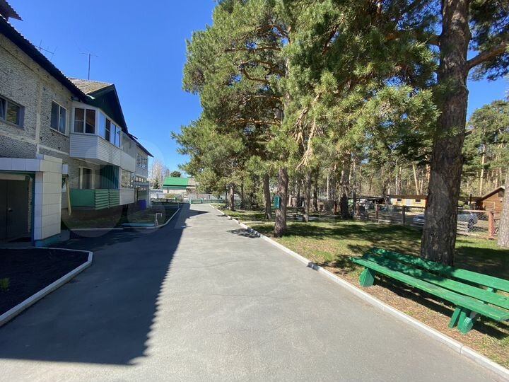 3-к. квартира, 65 м², 1/2 эт.