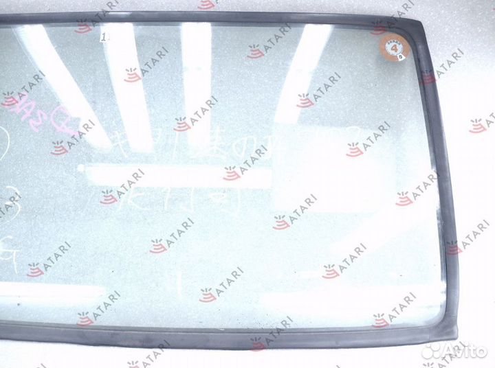 Стекло лобовое Nissan Atlas R8F23 QD32 1997
