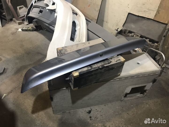 Toyota Matrix (дефлектор) крышки багажника