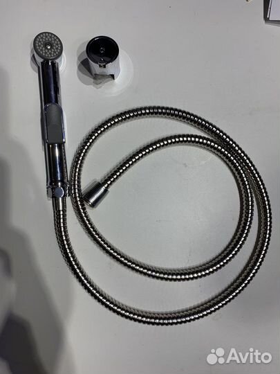 Биде с шлангом