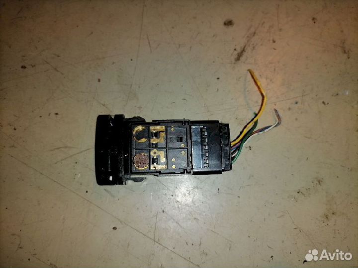 Кнопка 84453-44010 Idle Toyota Ipsum ACM21