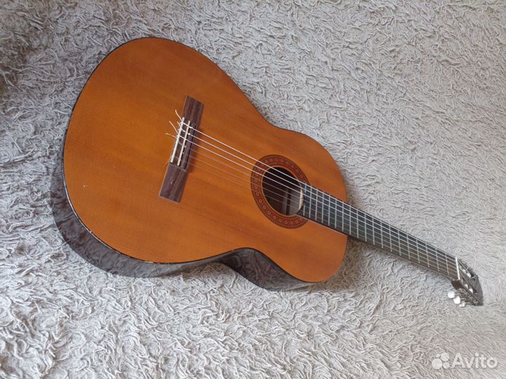Yamaha c40 классическая гитара