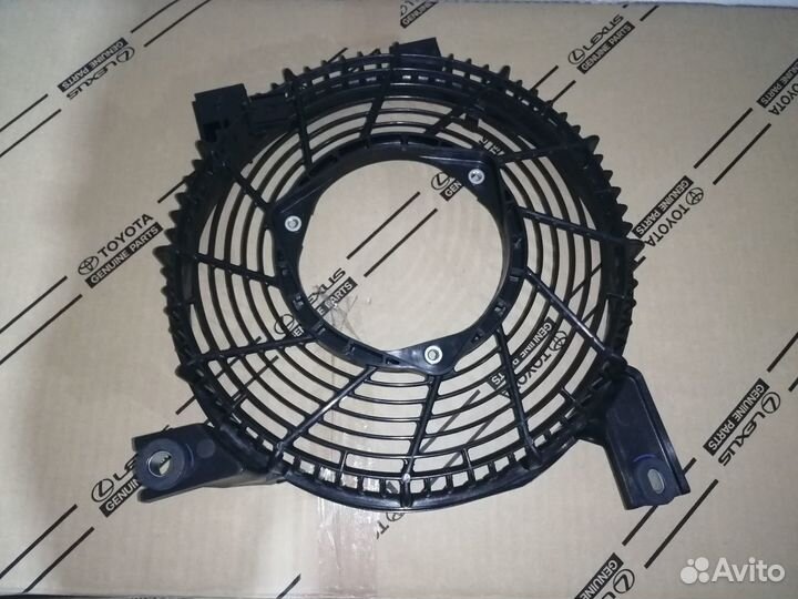 Кожух вентилятора AC Toyota Prado 150