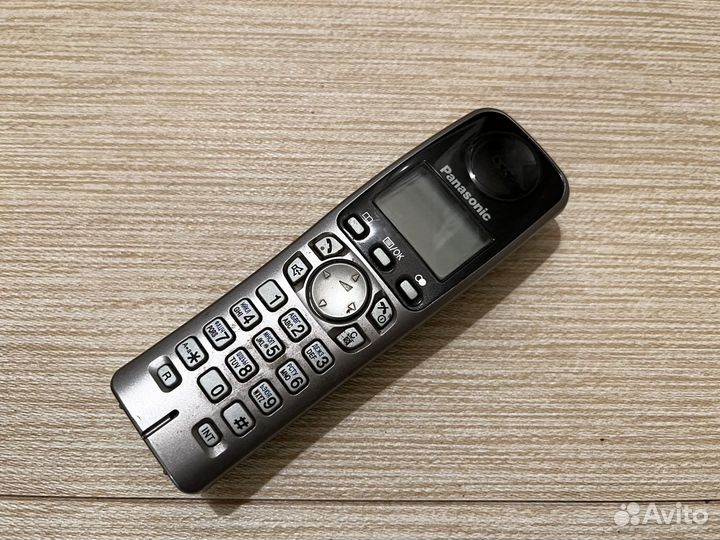 Радиотелефон Panasonic KX-TG7205RU