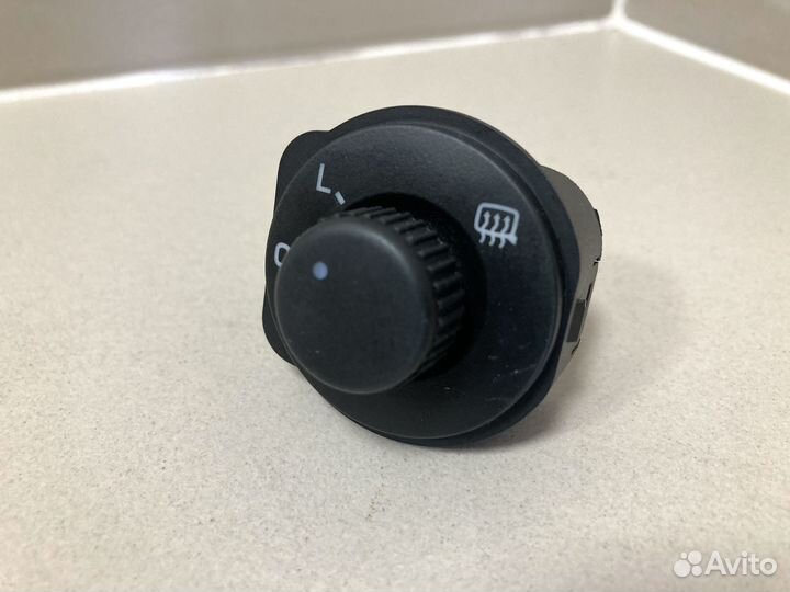 Переключатель регулировки зеркал 5J1959565 VAG