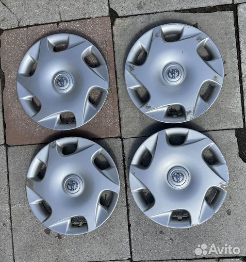 Колпаки R-14 toyota
