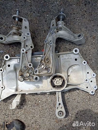 Skoda octavia a5 2011 г балка передняя подрамник