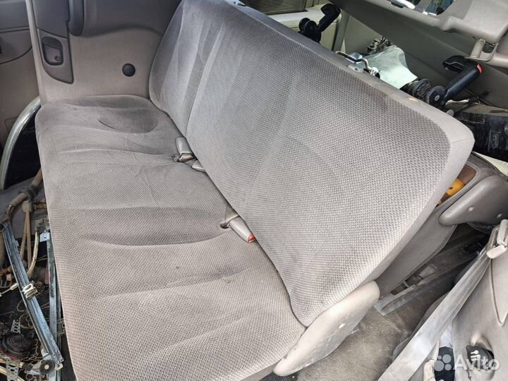 Сиденье заднее Dodge Caravan 4