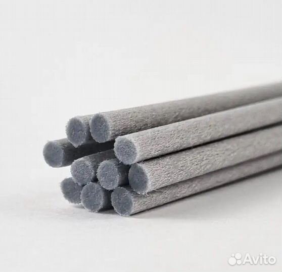 Фибровые палочки и ёмкость для аромодиффузора