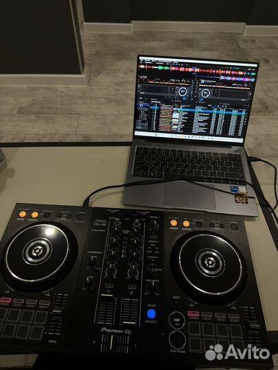 Dj контролер ddj 400