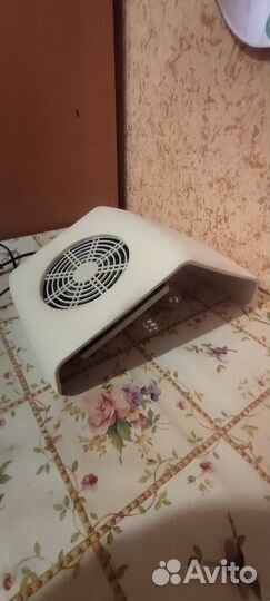 Вытяжка для маникюра б/у