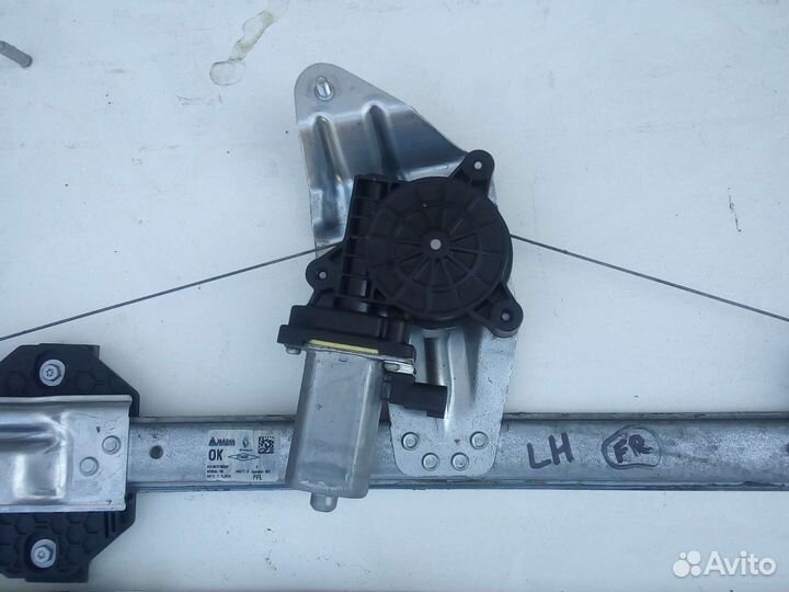 Рено Сандеро2- Эл.Стеклоподьемник