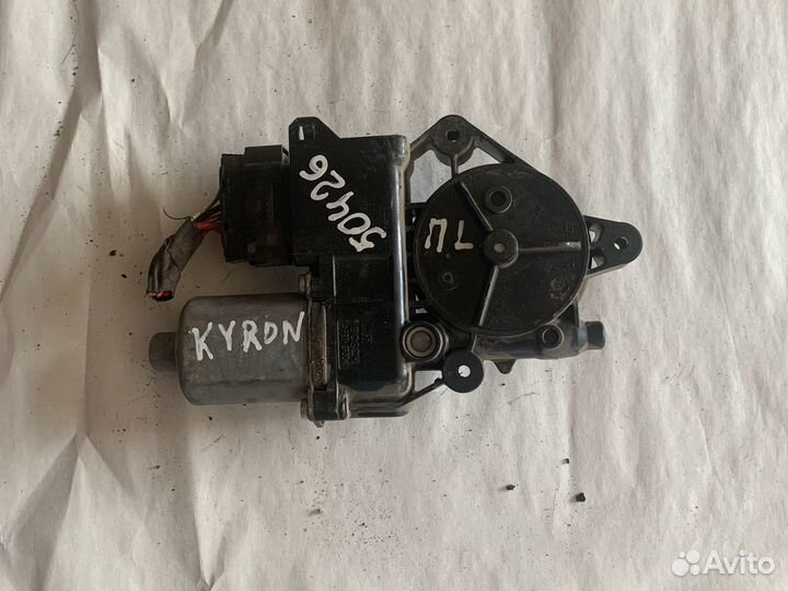 Моторчик передний левый Kyron