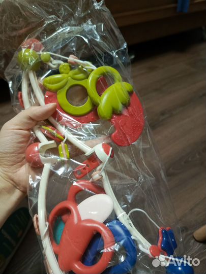 Музыкальный мобиль на кроватку 'Жирафики'