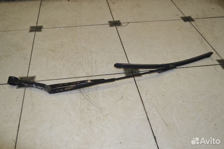 Поводок дворника правый Kia Ceed (ED)