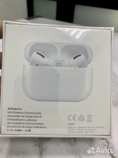 Наушники Apple AirPods Pro